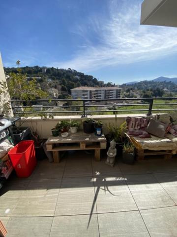 Marseille (13011) Grand appartement à vendre avec 2 pièces à Marseille 11