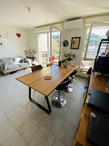 Marseille (13011) Grand appartement à vendre avec 2 pièces à Marseille 11