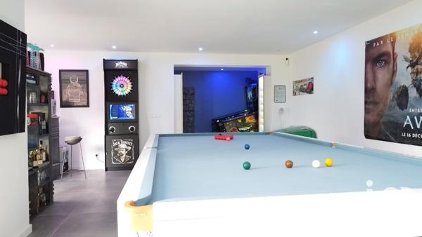 Maison à vendre 8 pièces 242 m² Wahagnies