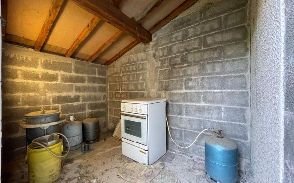 Maison à vendre    5 pièces •  Clarensac