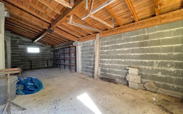 Maison à vendre    5 pièces •  Clarensac