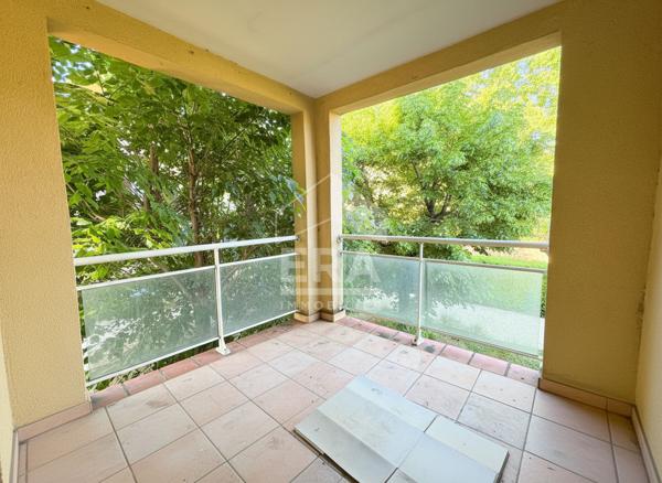 À VENDRE 13100 AIX-EN-PROVENCE, SECTEUR LA TORSE : APPARTEMENT DE TYPE 2 PIÈCES VENDU LOUÉ, AVEC TERRASSE ET PLACE DE STATIONNEMENT.