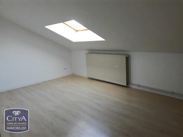 Appartement à louer 3 pièces 84.82m² Valenciennes (59300)