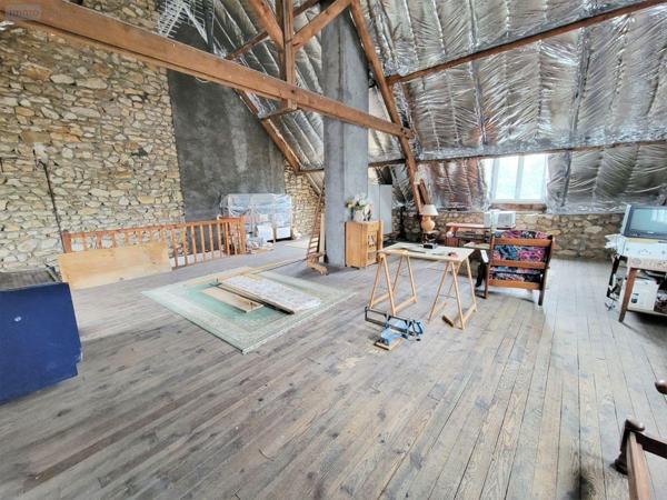 Maison de ville à vendre à Cloyes-les-Trois-Rivières dans l'Eure-et-Loir (28220), ref : JS/683   
Centre ville