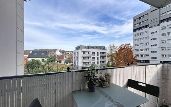 Appartement à vendre    3 pièces • 62,11 m2 Suresnes