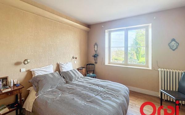 Maison à vendre    5 pièces • 140 m2 Saint-Pourçain-sur-Sioule