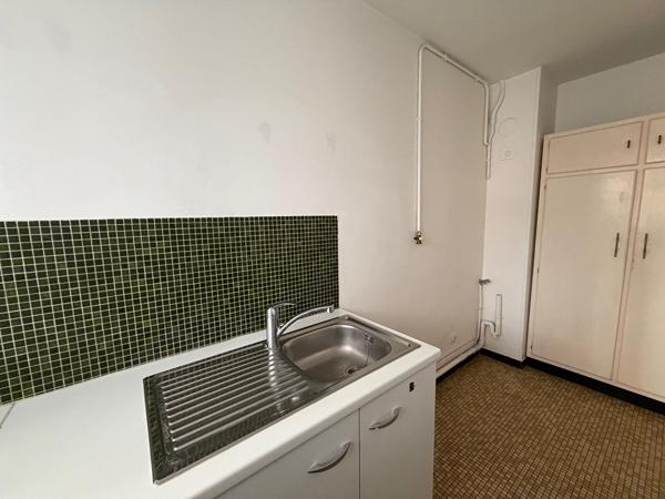 Studio 34.45m² Paris 75017 - métro ligne 13