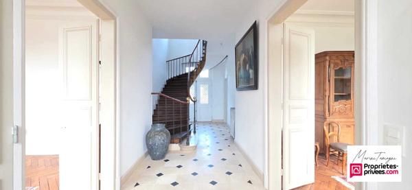 meure de maître rénovée ? 403 m² ? dépendances ? Ouest Compiègne / A1