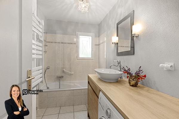Maison individuelle 4 pièces de 90 m2 avec garage et cave