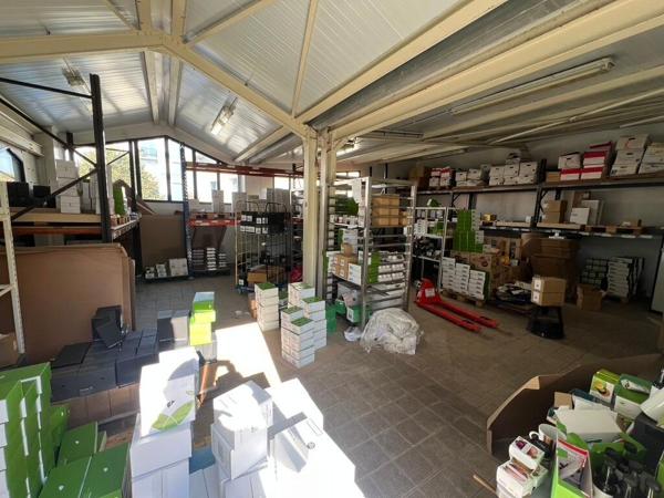 Ensemble immobilier indépendant à usage mixte