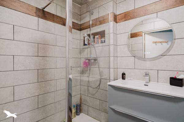 Appartement à vendre 247 220 € Villeurbanne 3 p 62 m² DPE C