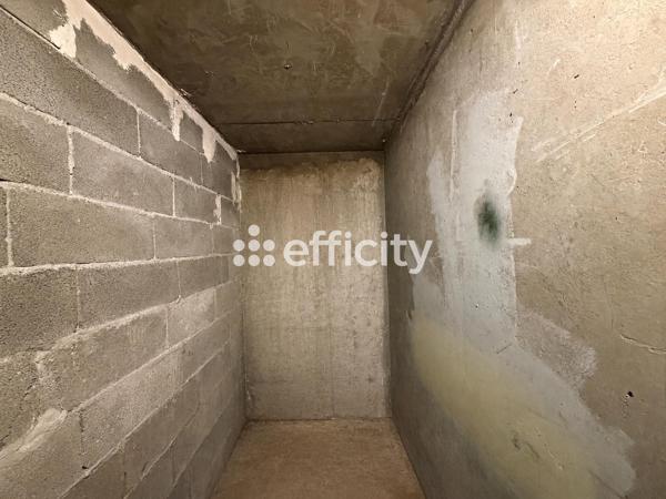 Appartement
         2 pièces
        - 40 m² Exclusivité 150 000 € *