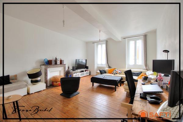 Maison de ville 5 chambres avec jardin et dépendances supplémentaires