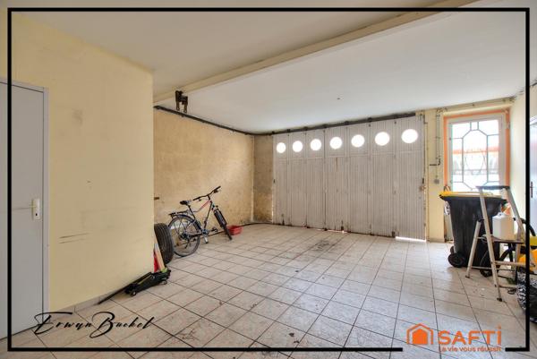 Maison de ville 5 chambres avec jardin et dépendances supplémentaires