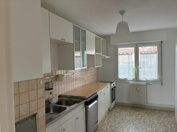 Appartement Besancon 5 pièce(s) 105 m2 secteur Butte