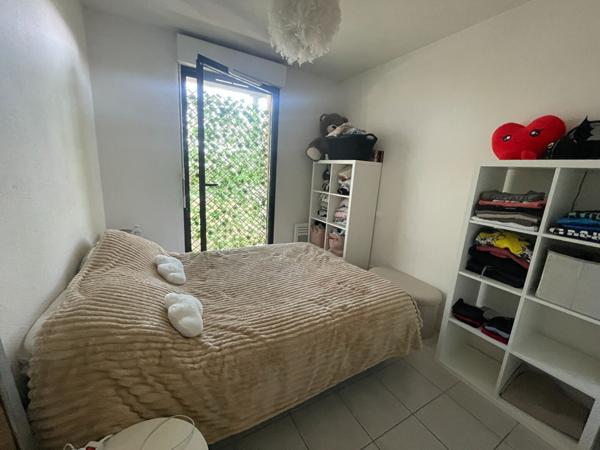 33170 GRADIGNAN- Appartement 2 pièce(s) 42.85 m²  + 2 parkings à vendre