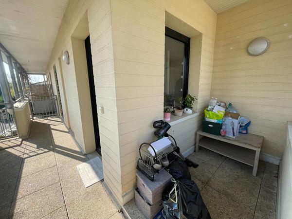 33170 GRADIGNAN- Appartement 2 pièce(s) 42.85 m²  + 2 parkings à vendre