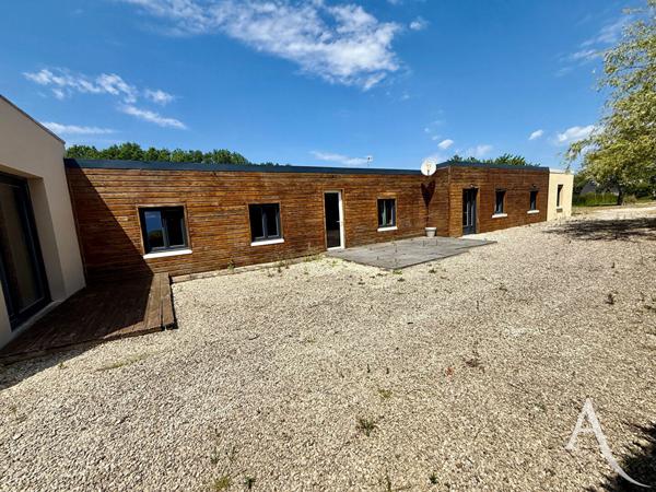 Maison de 143m2 habitables de plain pied 4 chambres 36500 VENDOEUVRES