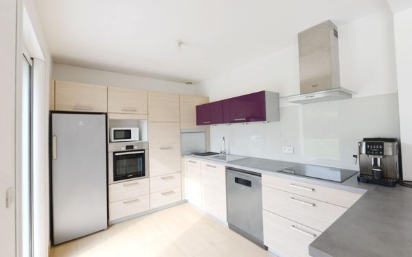 Maison à vendre    4 pièces • 148,62 m2 Châteauneuf-Grasse