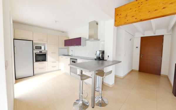 Maison à vendre    4 pièces • 148,62 m2 Châteauneuf-Grasse