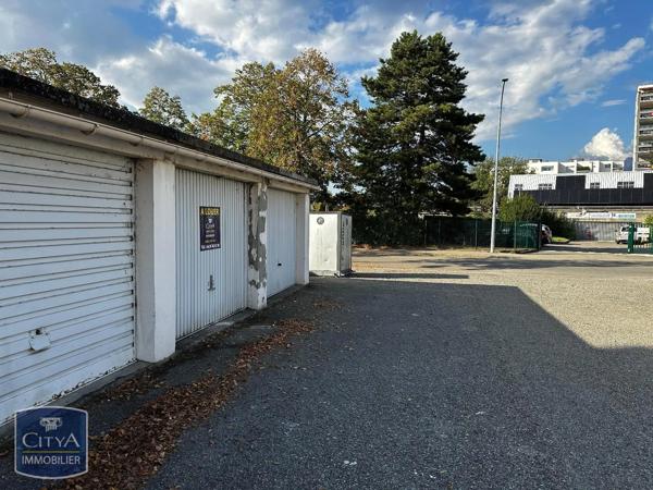 Parking à louer Seyssinet-Pariset (38170)