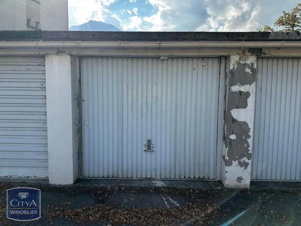 Parking à louer Seyssinet-Pariset (38170)