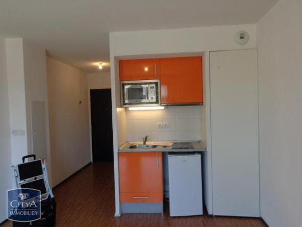 Appartement à louer 1 pièce 22.89m²