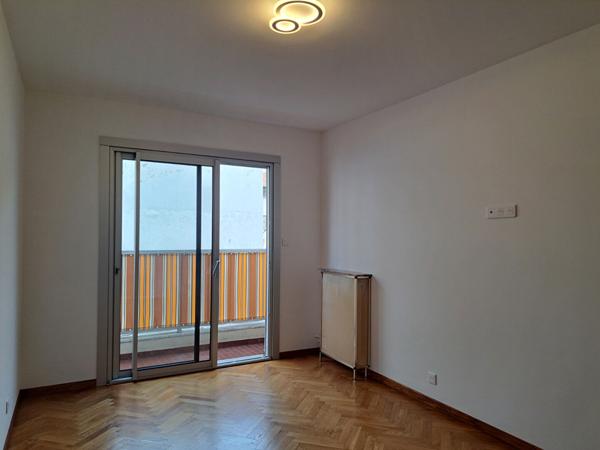NICE  PROCHE PLAGE  Appartement Nice 3 pièce(s) 78.59 m2