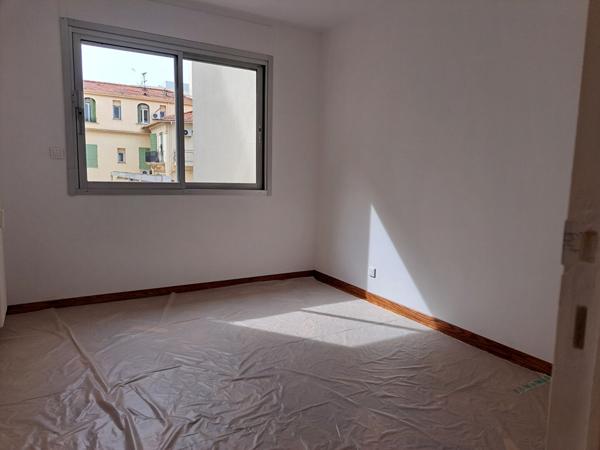 NICE  PROCHE PLAGE  Appartement Nice 3 pièce(s) 78.59 m2