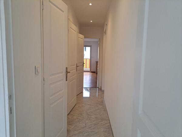 NICE  PROCHE PLAGE  Appartement Nice 3 pièce(s) 78.59 m2