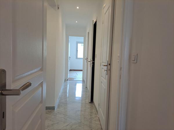 NICE  PROCHE PLAGE  Appartement Nice 3 pièce(s) 78.59 m2