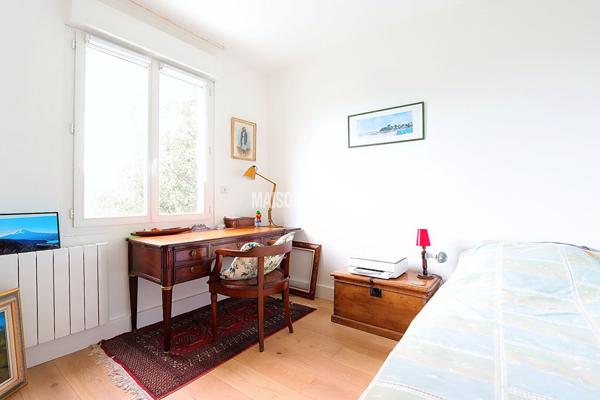 Appartement lumineux avec garage Centre-ville de Dinard proche du marché
