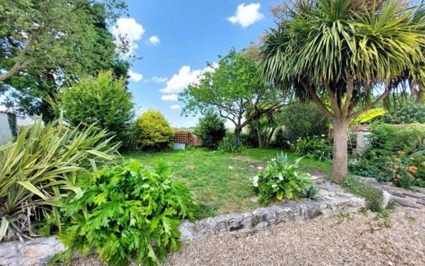 Maison à vendre    5 pièces •  Mornac-sur-Seudre