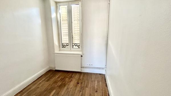 NANCY CHARLES 3 - LOBAU, T3 de 46 m2 à saisir dans immeuble ancien