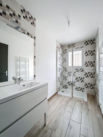 EXCLUSIVITE - GRANE - MAISON RECENTE DE 93 M² SUR 373 M² DE TERRAIN