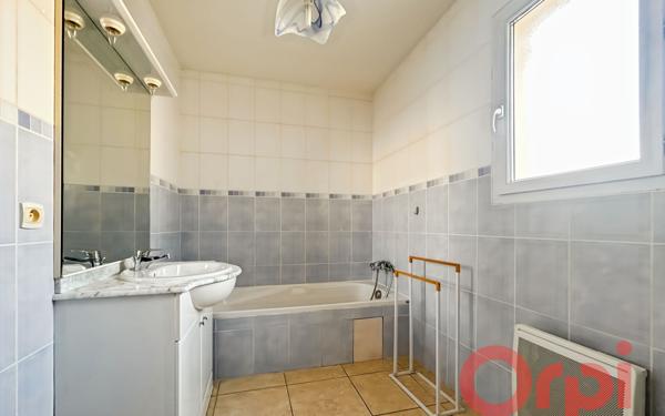 Maison à vendre    4 pièces •  Sauvian