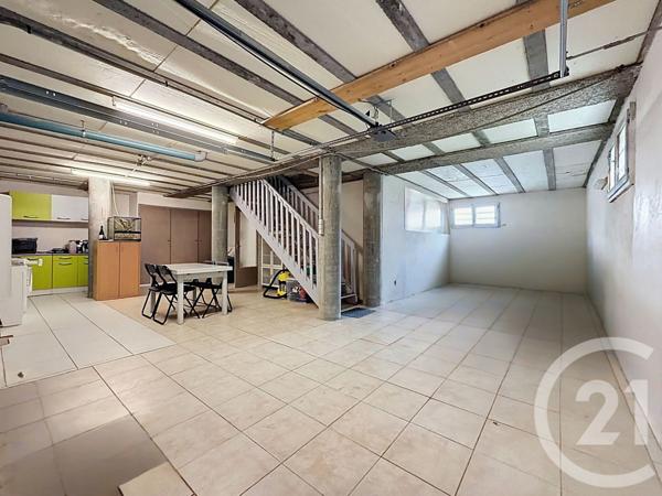 Maison à vendre  4 pièces - 155 m2 VARENNES SUR ALLIER - 03