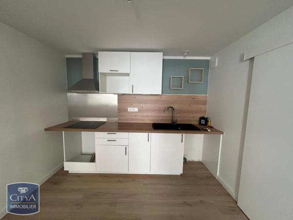 Appartement à louer 2 pièces 38.79m² Albi (81000)