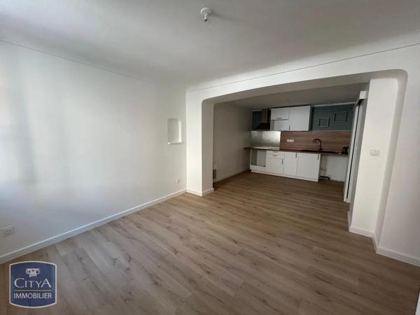 Appartement à louer 2 pièces 38.79m² Albi (81000)