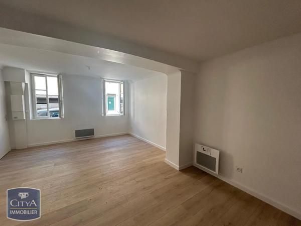 Appartement à louer 2 pièces 38.79m² Albi (81000)