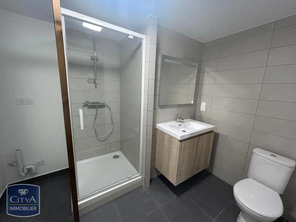 Appartement à louer 2 pièces 38.79m² Albi (81000)