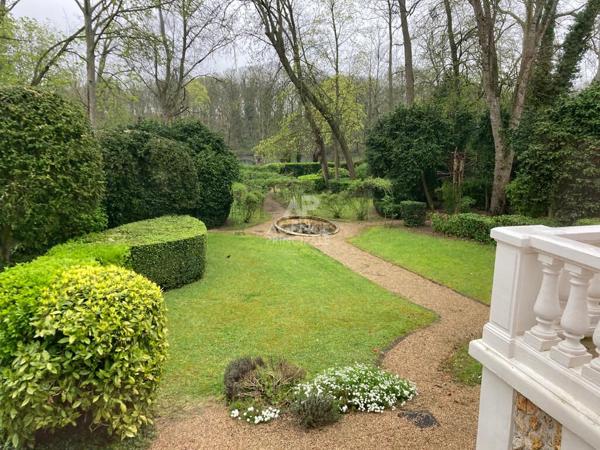 Maison de caractère en bord de Seine - ANDRÉSY - 240 m²- 8 pièces Loyer 3 800 €/mois **  - Référence  18095