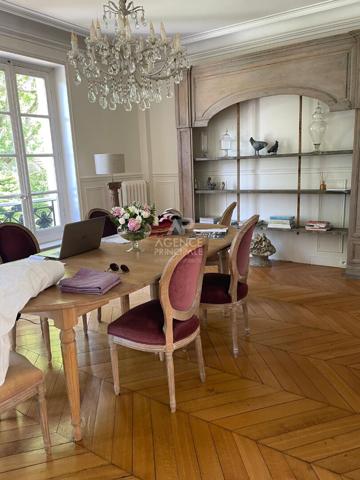 Maison de caractère en bord de Seine - ANDRÉSY - 240 m²- 8 pièces Loyer 3 800 €/mois **  - Référence  18095