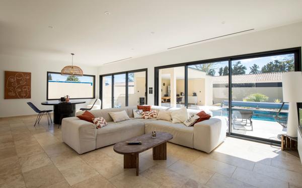 Maison à vendre    5 pièces •  Morières-lès-Avignon