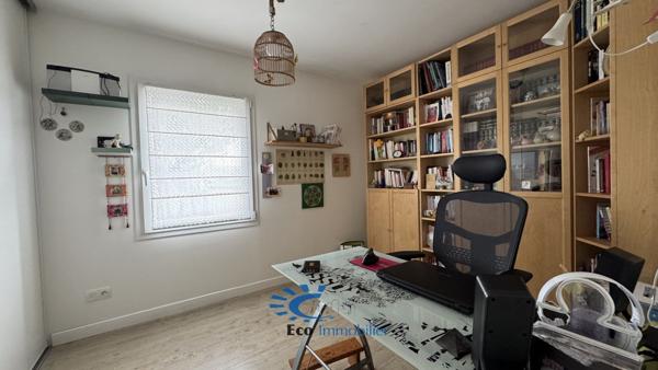 PUILBOREAU MAISON PLAIN PIED AVEC JARDIN GARAGE ATELIER  Puilboreau