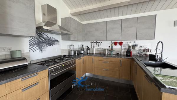 PUILBOREAU MAISON PLAIN PIED AVEC JARDIN GARAGE ATELIER  Puilboreau