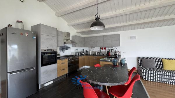 PUILBOREAU MAISON PLAIN PIED AVEC JARDIN GARAGE ATELIER  Puilboreau