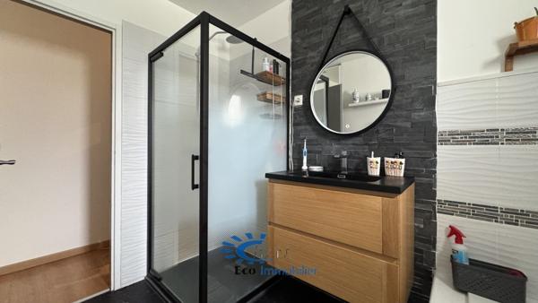 PUILBOREAU MAISON PLAIN PIED AVEC JARDIN GARAGE ATELIER  Puilboreau