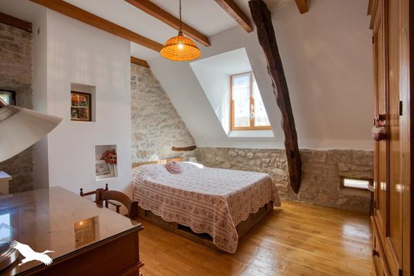 Maison à vendre |  Ginouillac |  5 pièces | 177 m²