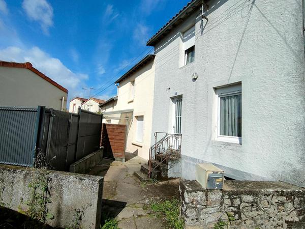 Maison Saint Christophe du Bois 3 pièces 37 m2